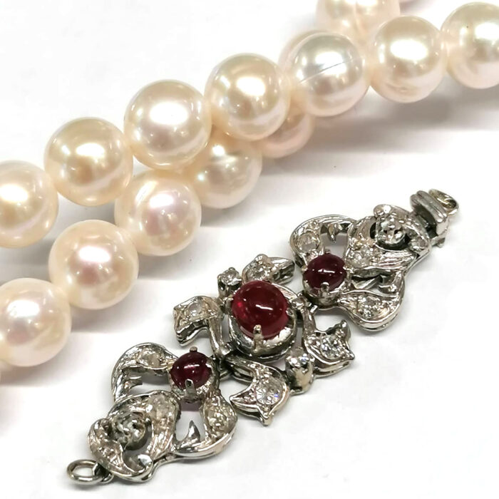 Chiusura oro bianco 18K e Rubini cabochon, Vintage - immagine 2
