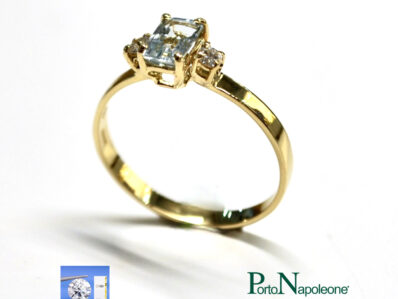 PN Anello Acquamarina e Diamanti oro giallo 18k