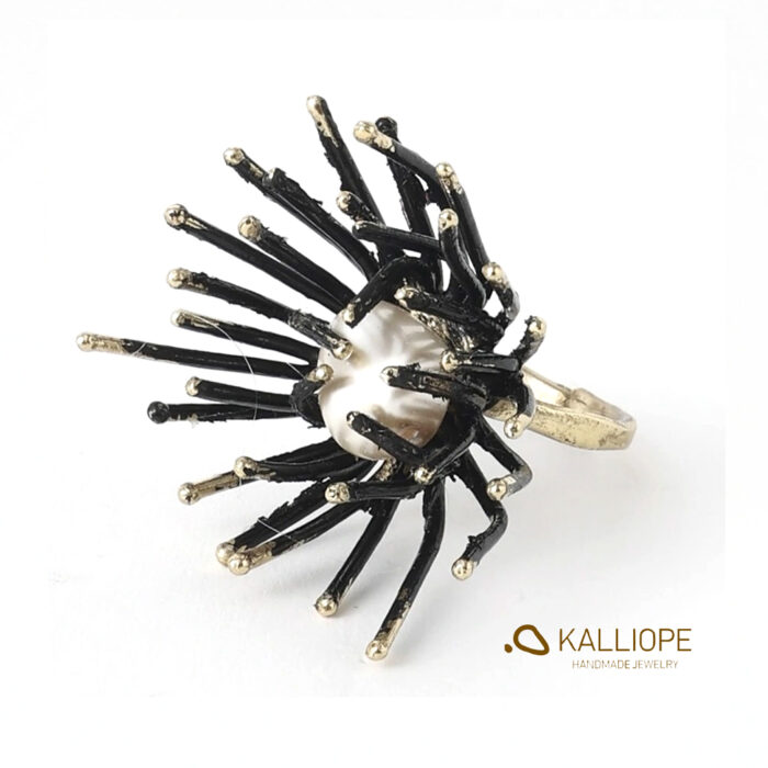 Kalliope Pearly Dandelion Ring, GD1645