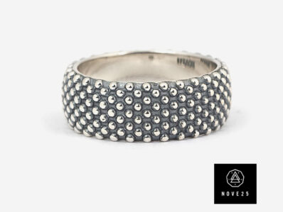 NOVE25 Anello Fascia Puntinata in Argento, 16mis